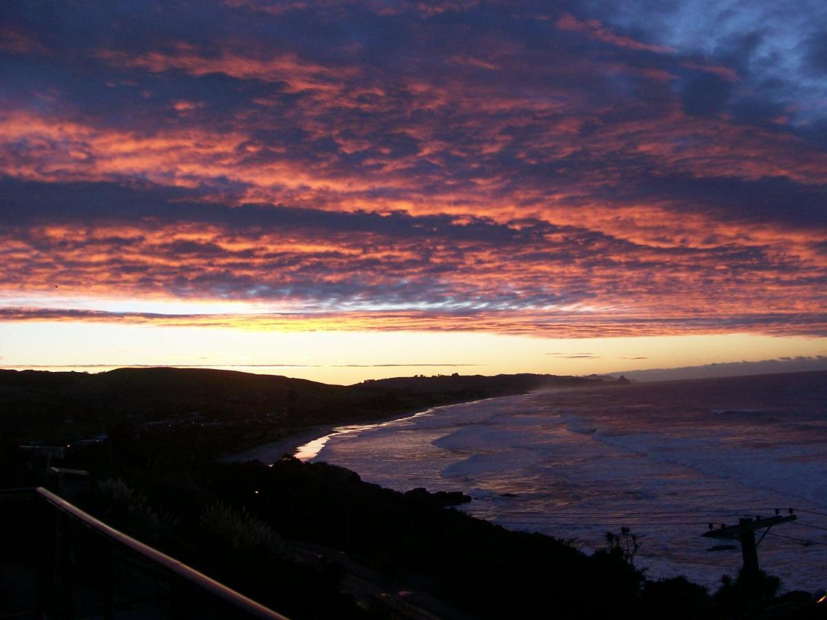Petra Seaside Apartment Dunedin Esterno foto